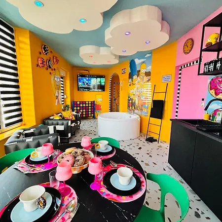 Atypique, Parking, Jacuzzi, Jeux, Borne Arcade *