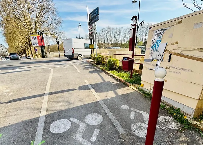 Lägenhet Simpson Experience Jacuzzi Et Jeux Au Coeur D Épernay